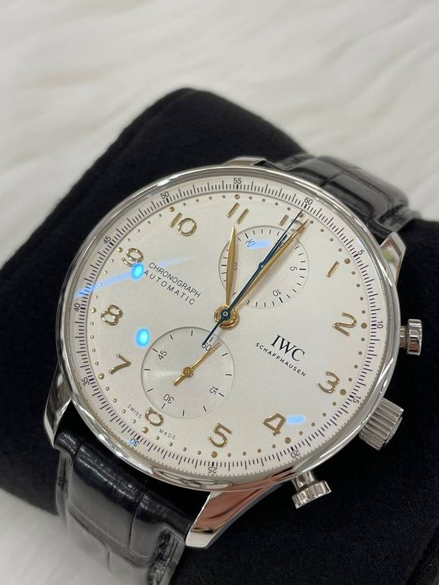 Women s Portugieser Chrono Gold Hands 19 Years Old IW371604 Condition - IWC - BALAAN 4