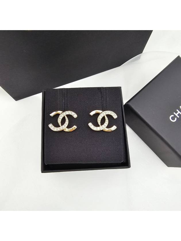 CC Logo Metal Earrings Gold - CHANEL - BALAAN 3