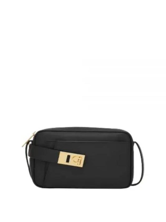 Calfskin Leather Camera Shoulder Bag Black - SALVATORE FERRAGAMO - BALAAN 2