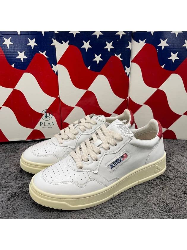 Medalist Red Tab Low Top Sneakers White - AUTRY - BALAAN 2