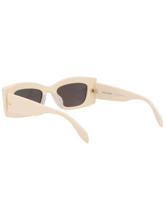 Sunglasses AM0426S 005 005 IVORY IVORY GRAY - ALEXANDER MCQUEEN - BALAAN 5