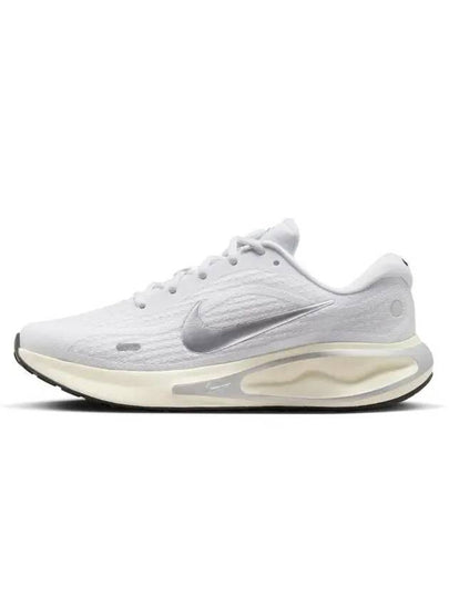 Journey Run Low Top Sneakers Metallic Silver - NIKE - BALAAN 2