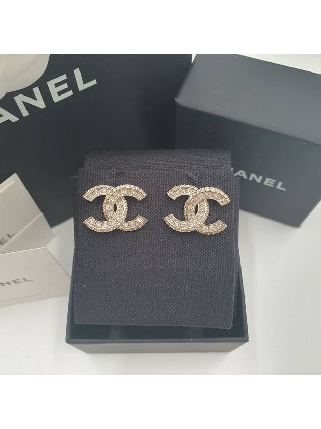 Metal Earrings Diamantes & Gold Crystal - CHANEL - BALAAN 2