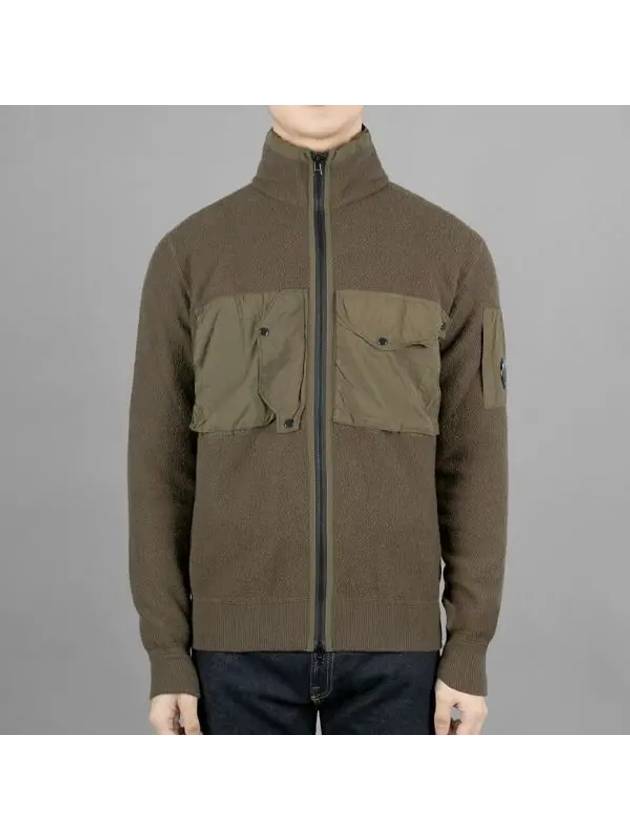 CP Company Lens Wappen Lambswool Zip up Cardigan 13CMKN281A 005504M 683 1025484 - CP COMPANY - BALAAN 1