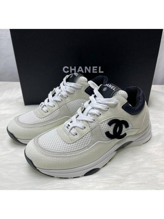 CC logo white women s sneakers - CHANEL - BALAAN 1