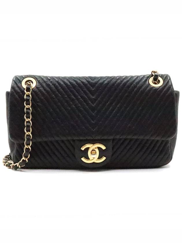 Women s Chanel Black COCO Logo Chevron Medium Calfskin Chain Shoulder Bag 21st Unit gt Gangbuk used luxury goods - CHANEL - BALAAN 2