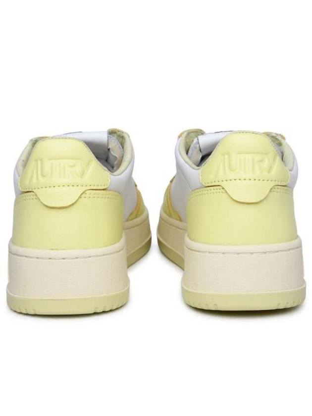 Women's Medalist Bi-Color Low-Top Sneakers Yellow - AUTRY - BALAAN 5