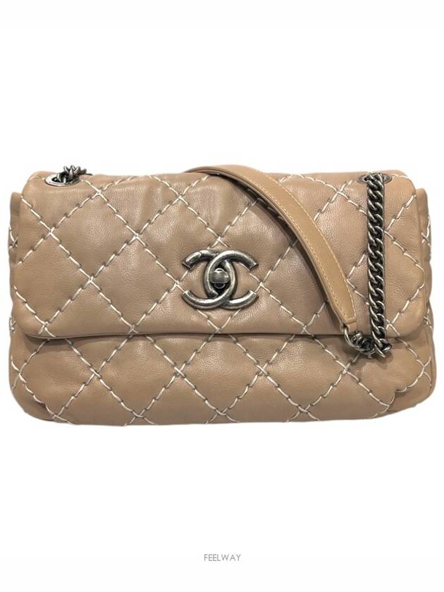 Clover CC logo wild stitch flap shoulder bag beige - CHANEL - BALAAN 1