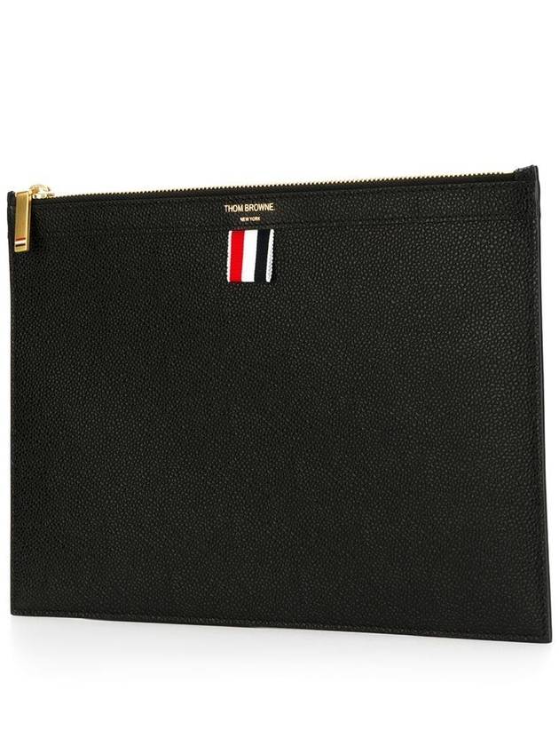 Pebble Grain Three Stripes Zipper Small Clutch Bag Black - THOM BROWNE - BALAAN 5