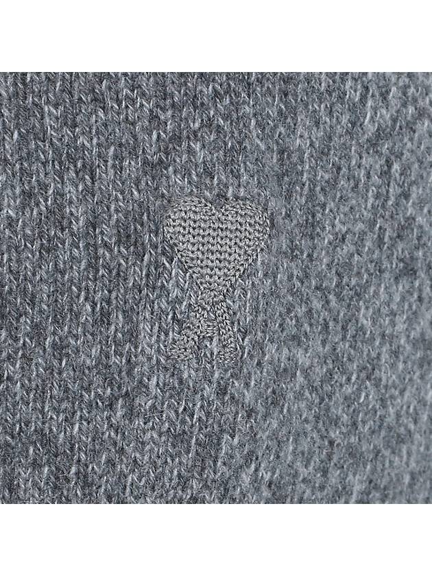 Heart Logo V Neck Cashmere Cardigan Heather Grey - AMI - BALAAN 8