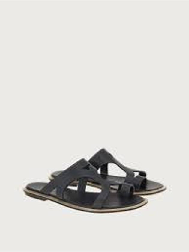 Chain Detail Strap Sandals Black - SALVATORE FERRAGAMO - BALAAN 5