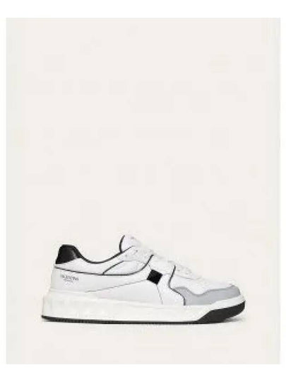 One Stud Leather Low Top Sneakers White - VALENTINO - BALAAN 2