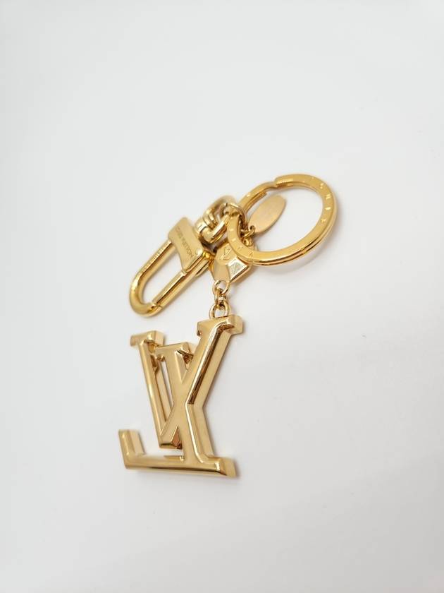 Women s Facet Key Holder Keyring 24 Years M65216 Condition A - LOUIS VUITTON - BALAAN 8