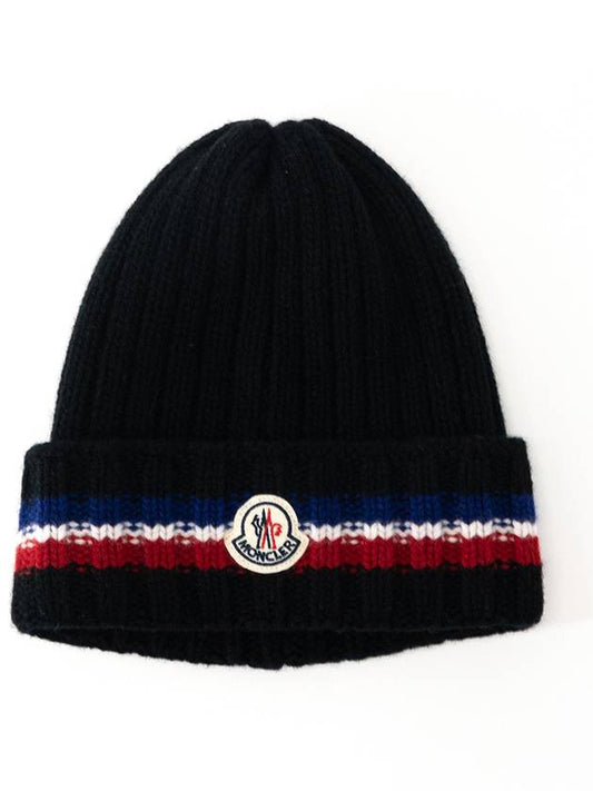 Men and Women Line Logo Knit Beanie 9Z74200A9536 - MONCLER - BALAAN 1