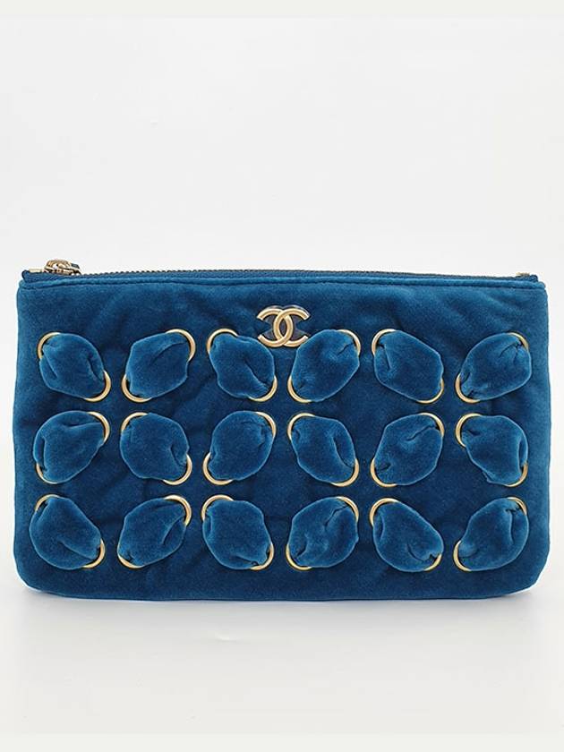 Women s Season Velvet Clutch Small - CHANEL - BALAAN 4