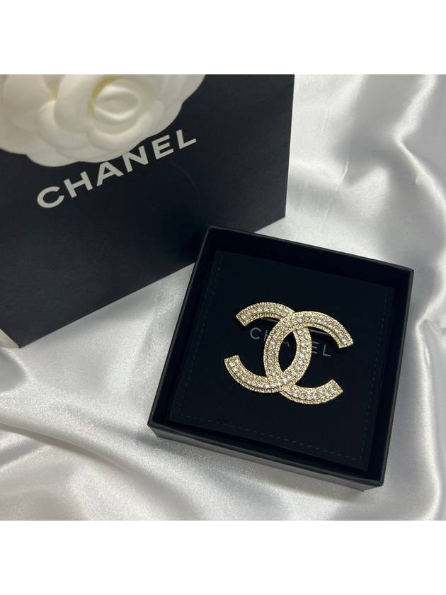 CC Logo Crystal Brooch Silver - CHANEL - BALAAN 3