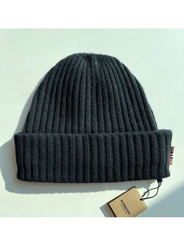 Cashmere Gentleman Beanie - BURBERRY - BALAAN 4