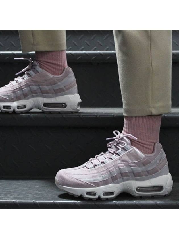 Air Max 95 LX Low Top Sneakers Particle Rose - NIKE - BALAAN 2