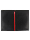 Intarsia Stripe Clutch Bag Black - THOM BROWNE - BALAAN 2