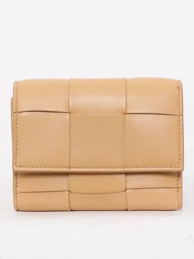 Intrecciato Tri-Fold Halfwallet Almond - BOTTEGA VENETA - BALAAN.