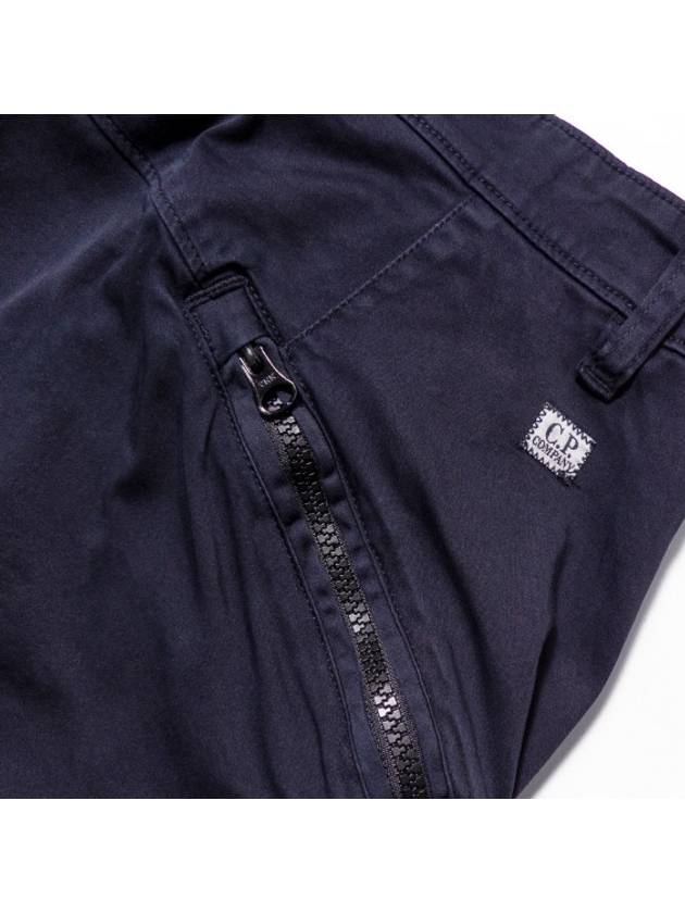 Men's Lens Wappen Bermuda Cargo Shorts Navy - CP COMPANY - BALAAN 6