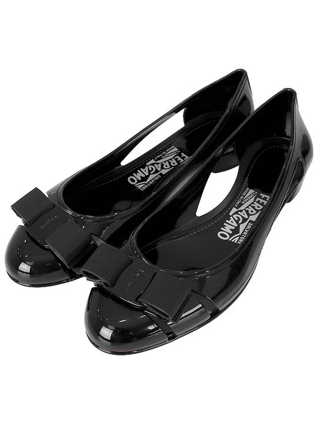 Vara Bow Jelly Ballet Flat Black - SALVATORE FERRAGAMO - BALAAN 2