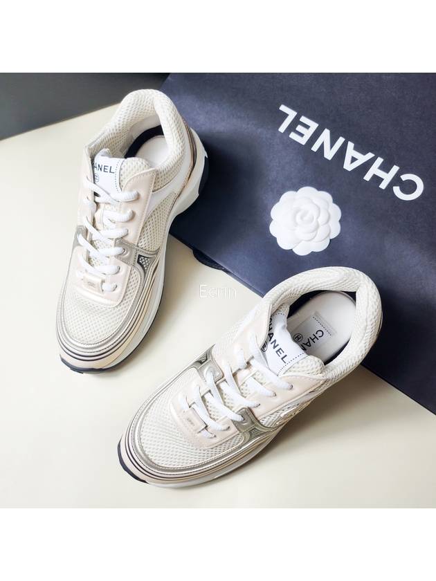 Women CC Logo Fabric Laminated Low Top Sneakers Silver Ivory - CHANEL - BALAAN 11