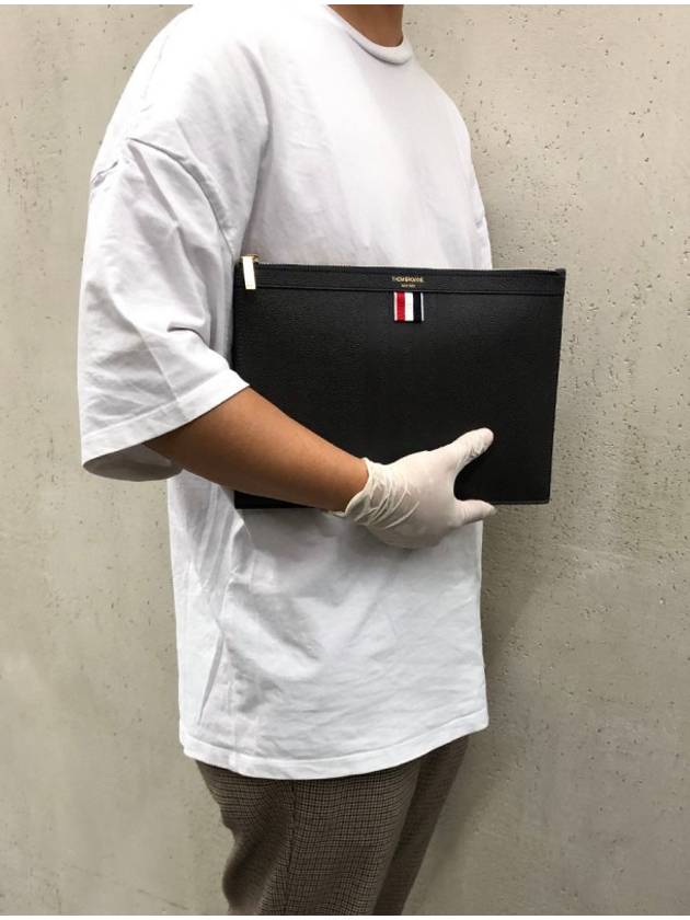 Three stripe tab clutch bag - THOM BROWNE - BALAAN 10