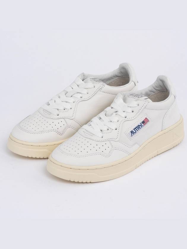 Medalist Goatskin Low Top Sneakers White - AUTRY - BALAAN 2