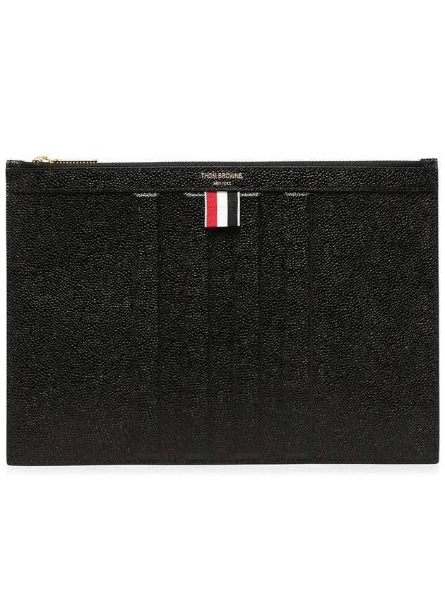 Debossed Pebble Clutch Bag Black - THOM BROWNE - BALAAN.