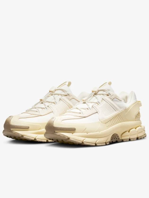 Zoom Vomero Roam Low Top Sneakers Pale Ivory - NIKE - BALAAN 6