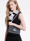 Twist MM Shoulder Bag Black - LOUIS VUITTON - BALAAN 2