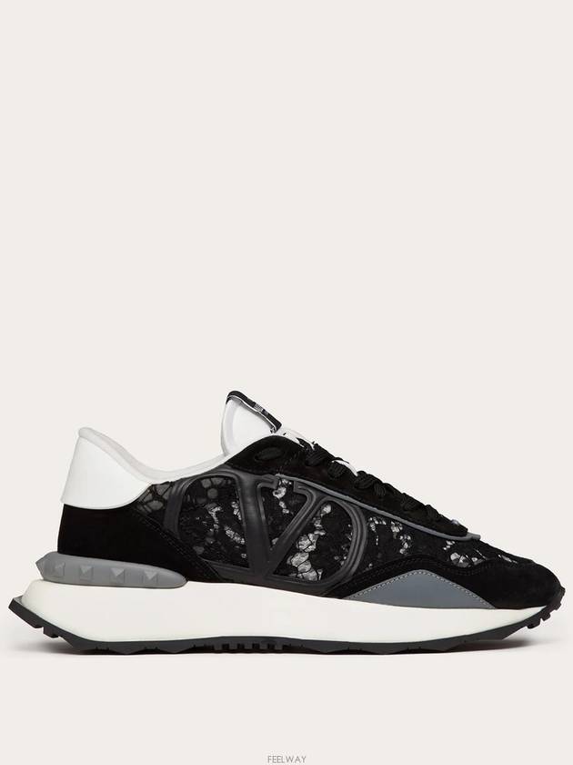 V Logo Signature Lace Runner Low Top Sneakers Black - VALENTINO - BALAAN 3