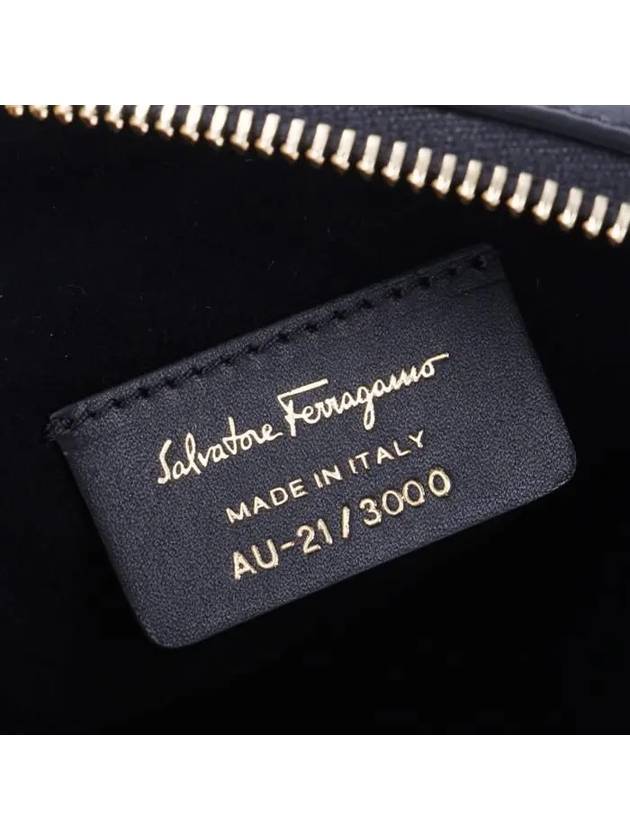 Trapezio Cross Bag Black - SALVATORE FERRAGAMO - BALAAN 8