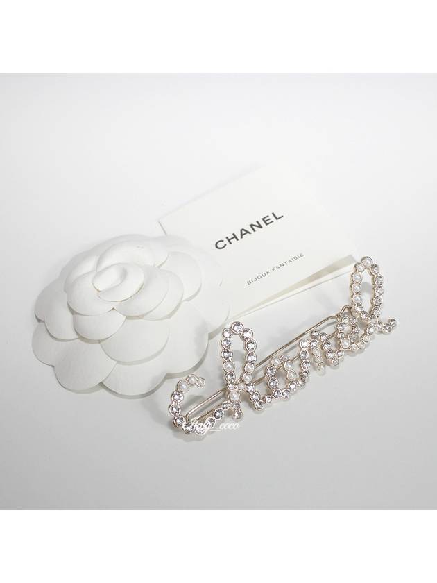 Logo Pearl Crystal Hairpin AB2850 Y47927 Z8905 - CHANEL - BALAAN 3