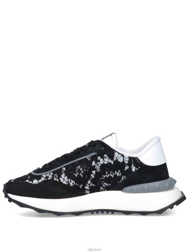 Women's Lace Runner Low Top Sneakers Black - VALENTINO - BALAAN 5