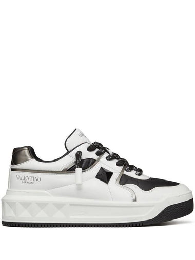 Valentino Garavani Sneakers White - VALENTINO - BALAAN 1