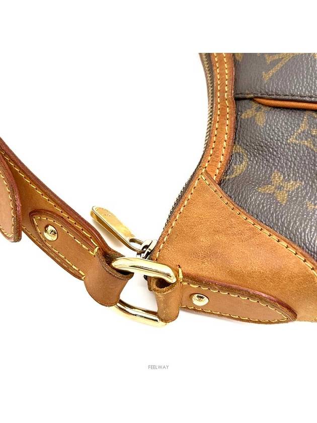 Monogram Thames PM - LOUIS VUITTON - BALAAN 6