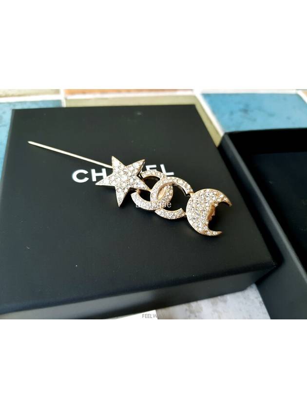 Women Brooches Pins - CHANEL - BALAAN 3