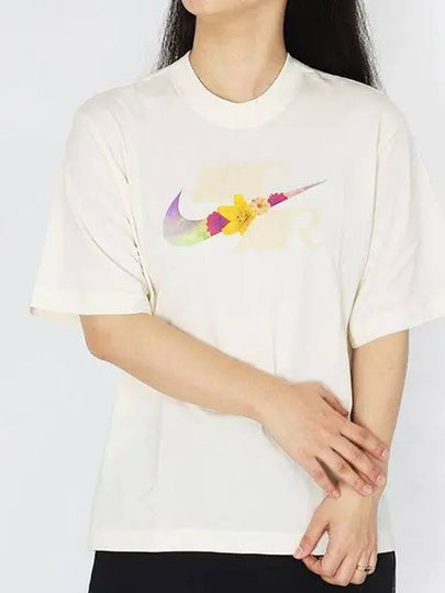 Sportswear Flower Short Sleeve T-Shirt White - NIKE - BALAAN 2