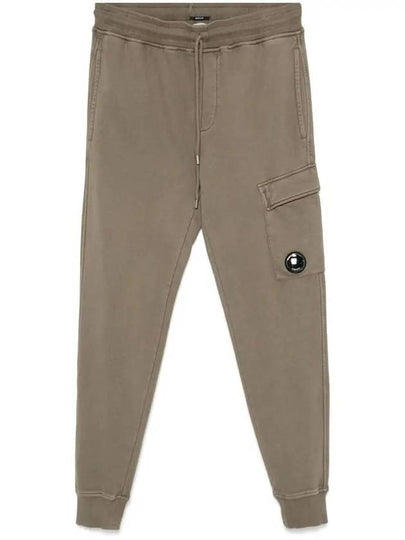 Brushed Emerized Diagonal Fleece Cargo Track Pants Beige - CP COMPANY - BALAAN 2