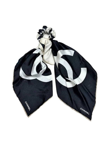 CC Logo Scrunchie White Black - CHANEL - BALAAN 1