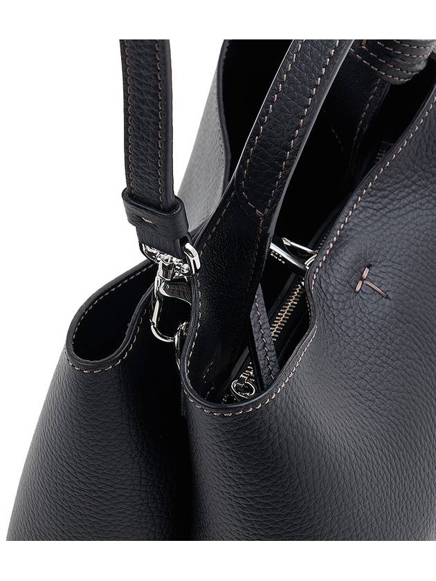 Logo Charm Leather Micro Tote Bag Black - TOD'S - BALAAN 9