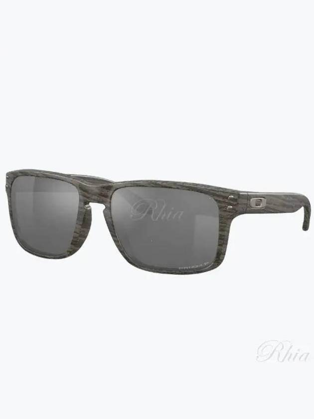 Holbrook Wood Grain Prism Black Polarized OO9102 W955 - OAKLEY - BALAAN 1