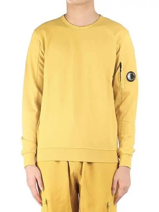 Men's Light Fleece Lens Wappen Sweatshirt Yellow - CP COMPANY - BALAAN 2