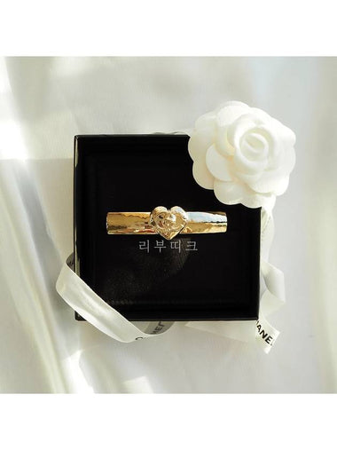 22B CC Logo Heart Gold Hairpin AB9124 - CHANEL - BALAAN 1