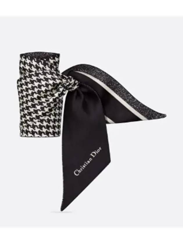 30 Montaigne Micha Silk Twill Scarf Black White - DIOR - BALAAN 3