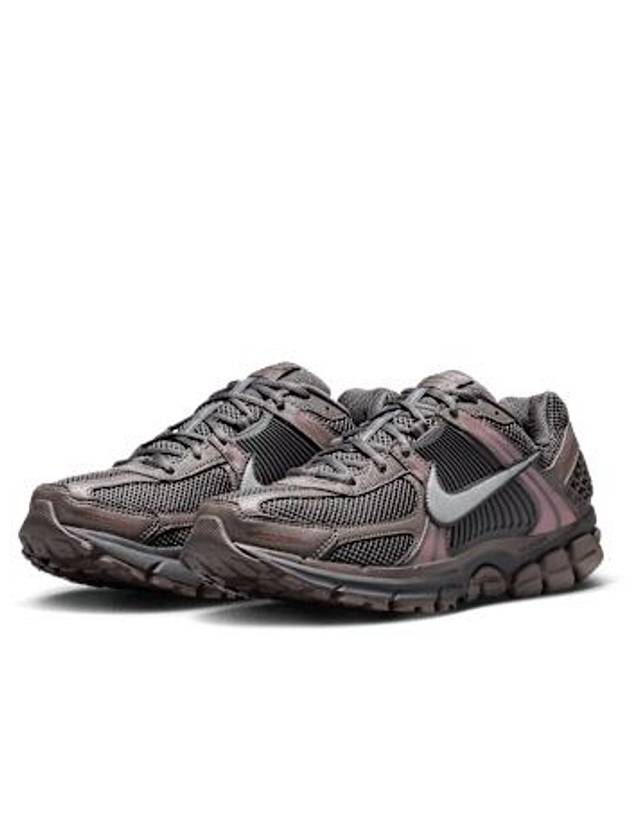 Air Zoom Vomero 5 Low Top Sneakers Cave Stone - NIKE - BALAAN 3