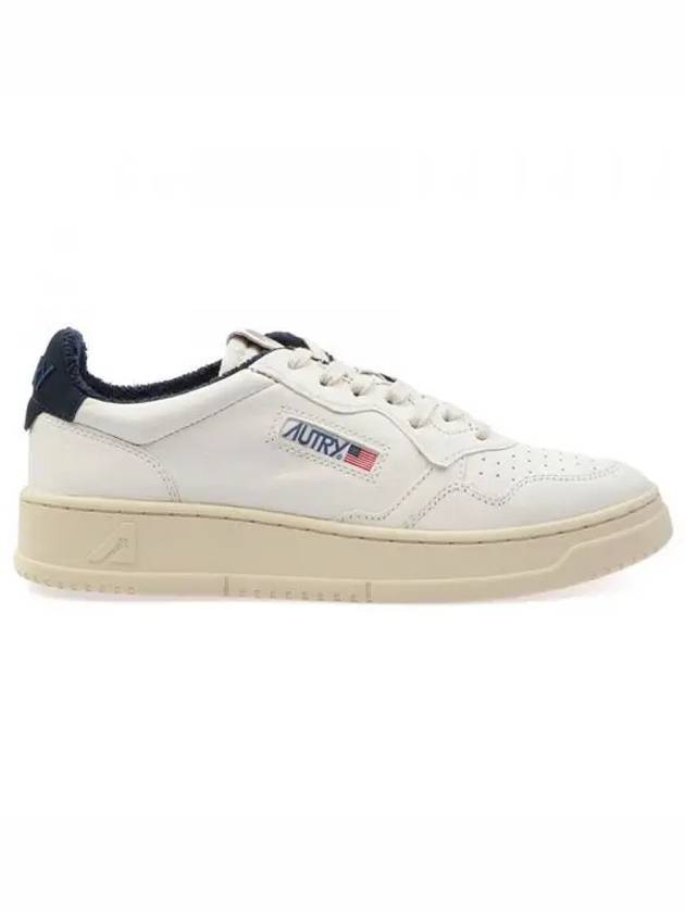 Medalist Navy Tab Low Top Sneakers White - AUTRY - BALAAN 2