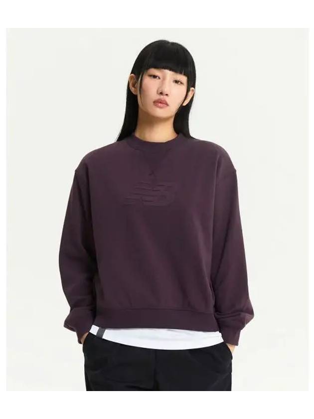 NBNCE4S082 WOMEN Emboss Big Logo Sweatshirt PURPLE - NEW BALANCE - BALAAN 1